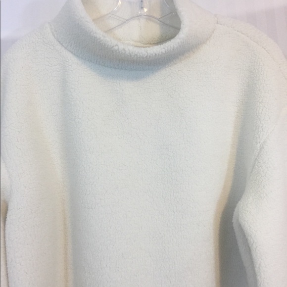 NW0T💕 H & M Relaxed-fit Soft Faux Shearling Top - Picture 5 of 8